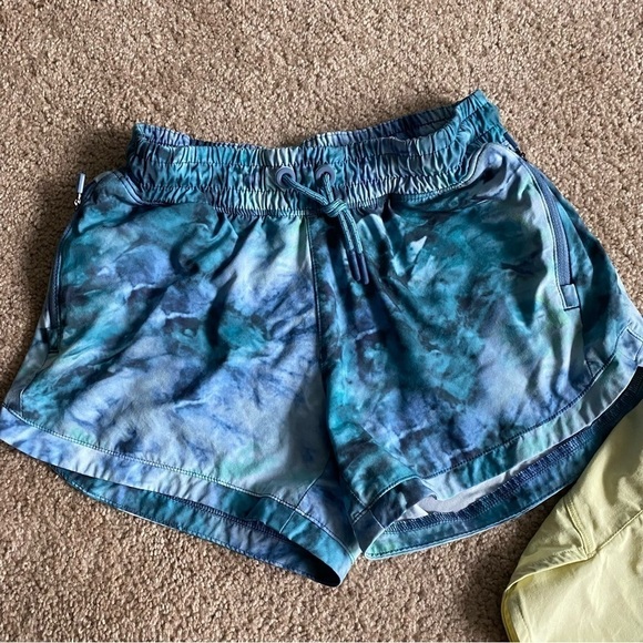 Athleta Girl | Bundle of Two Workout Athletic Shorts Blue Yellow Size Large 12 - Picture 2 of 9